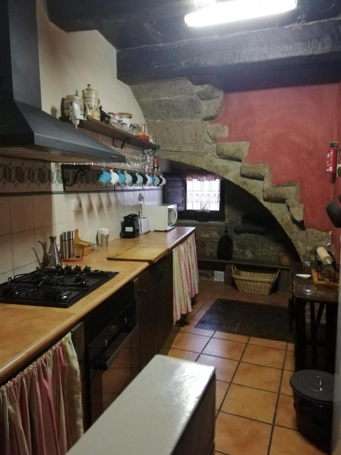 فيلا La Vieja Escuela Fuentes de Rubielos المظهر الخارجي الصورة