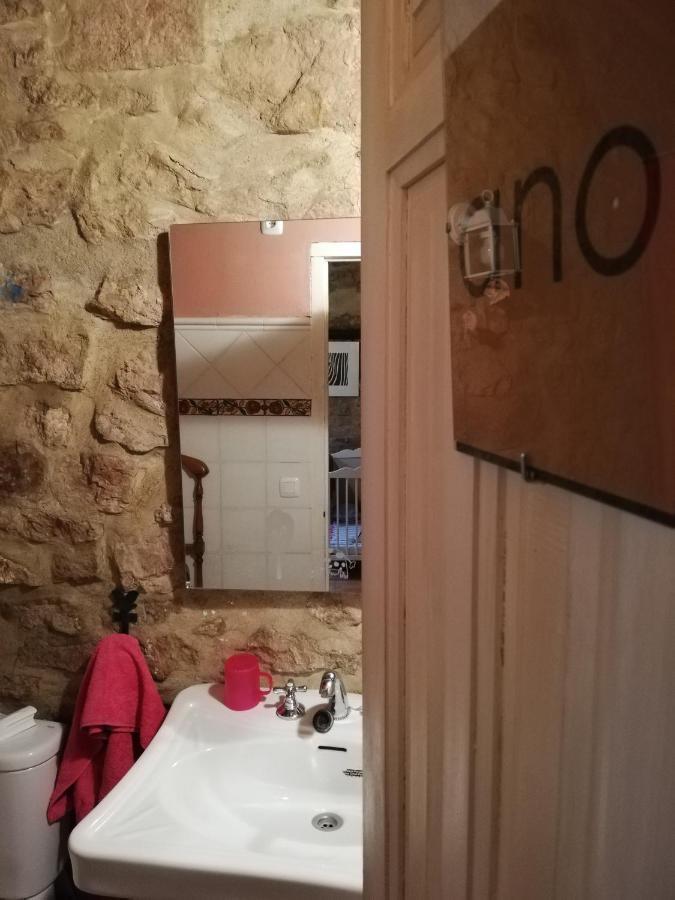 فيلا La Vieja Escuela Fuentes de Rubielos المظهر الخارجي الصورة
