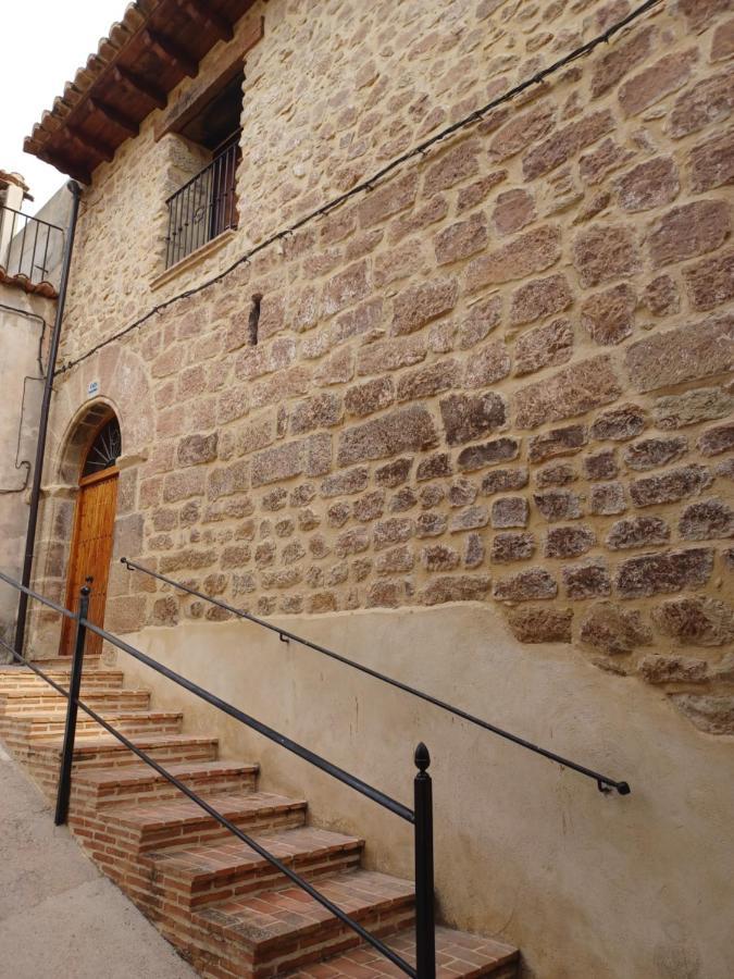 فيلا La Vieja Escuela Fuentes de Rubielos المظهر الخارجي الصورة