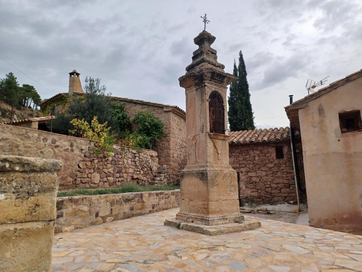 فيلا La Vieja Escuela Fuentes de Rubielos المظهر الخارجي الصورة